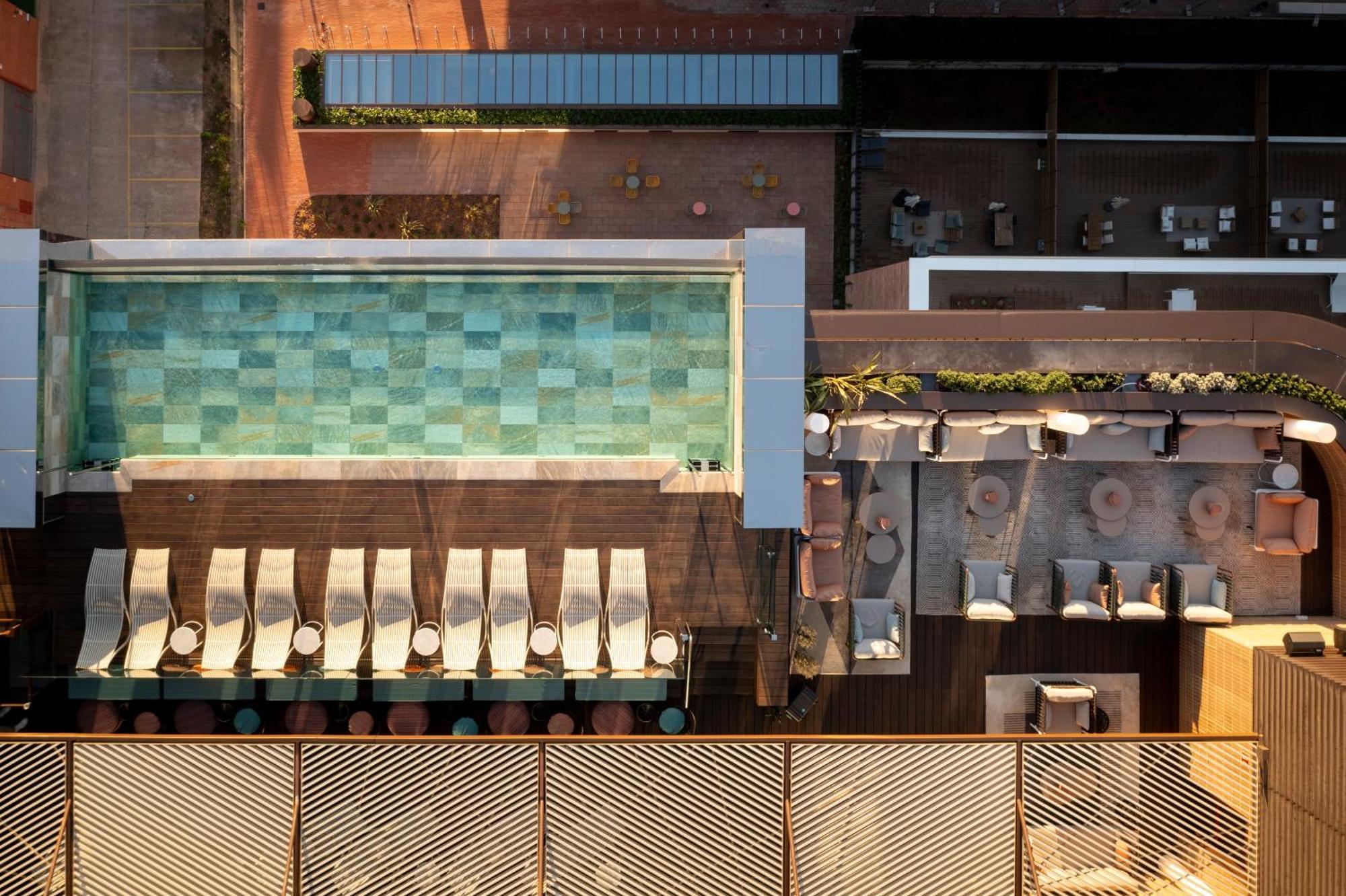 Labtwentytwo Barcelona, A Tribute Portfolio Hotel By Marriott Exterior foto