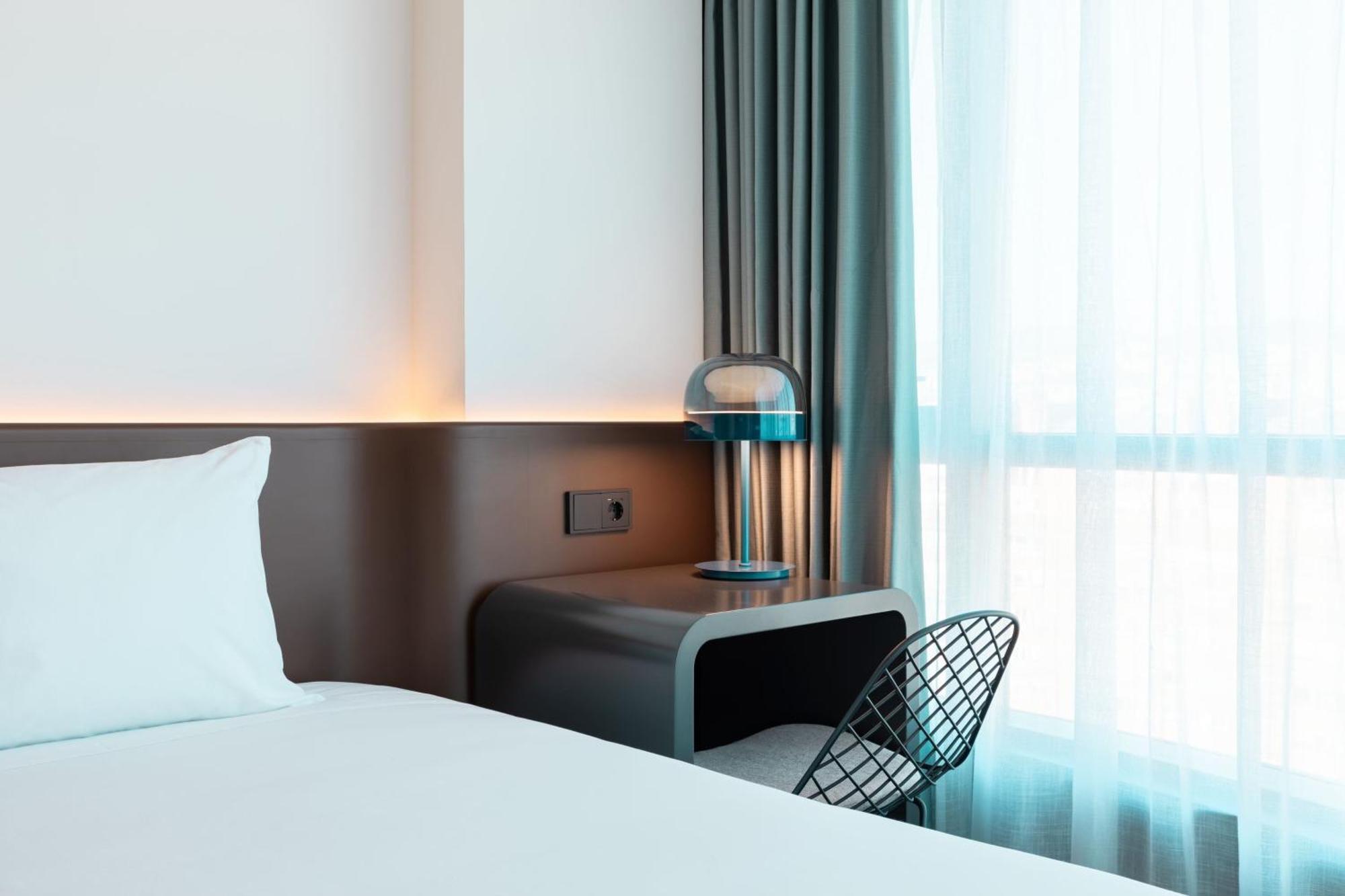 Labtwentytwo Barcelona, A Tribute Portfolio Hotel By Marriott Exterior foto