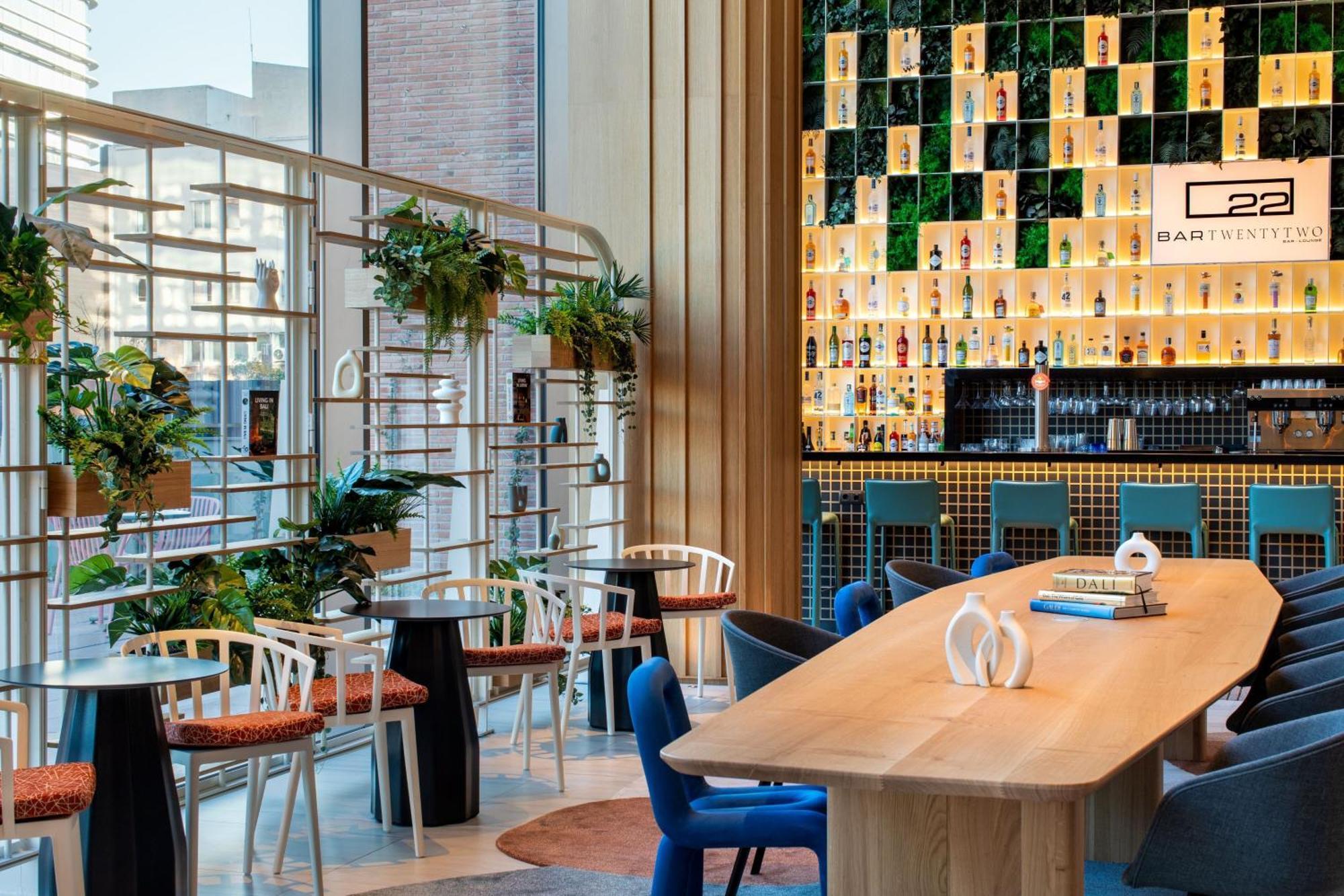 Labtwentytwo Barcelona, A Tribute Portfolio Hotel By Marriott Exterior foto